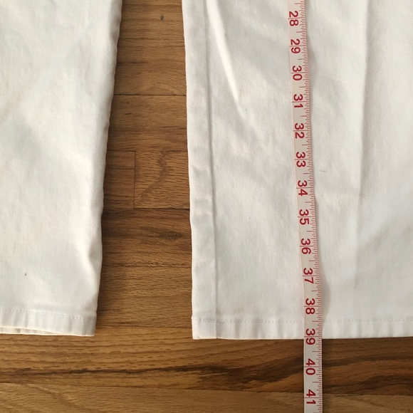 Gloria Vanderbilt*Amanda* White Jeans - Picture 6 of 6